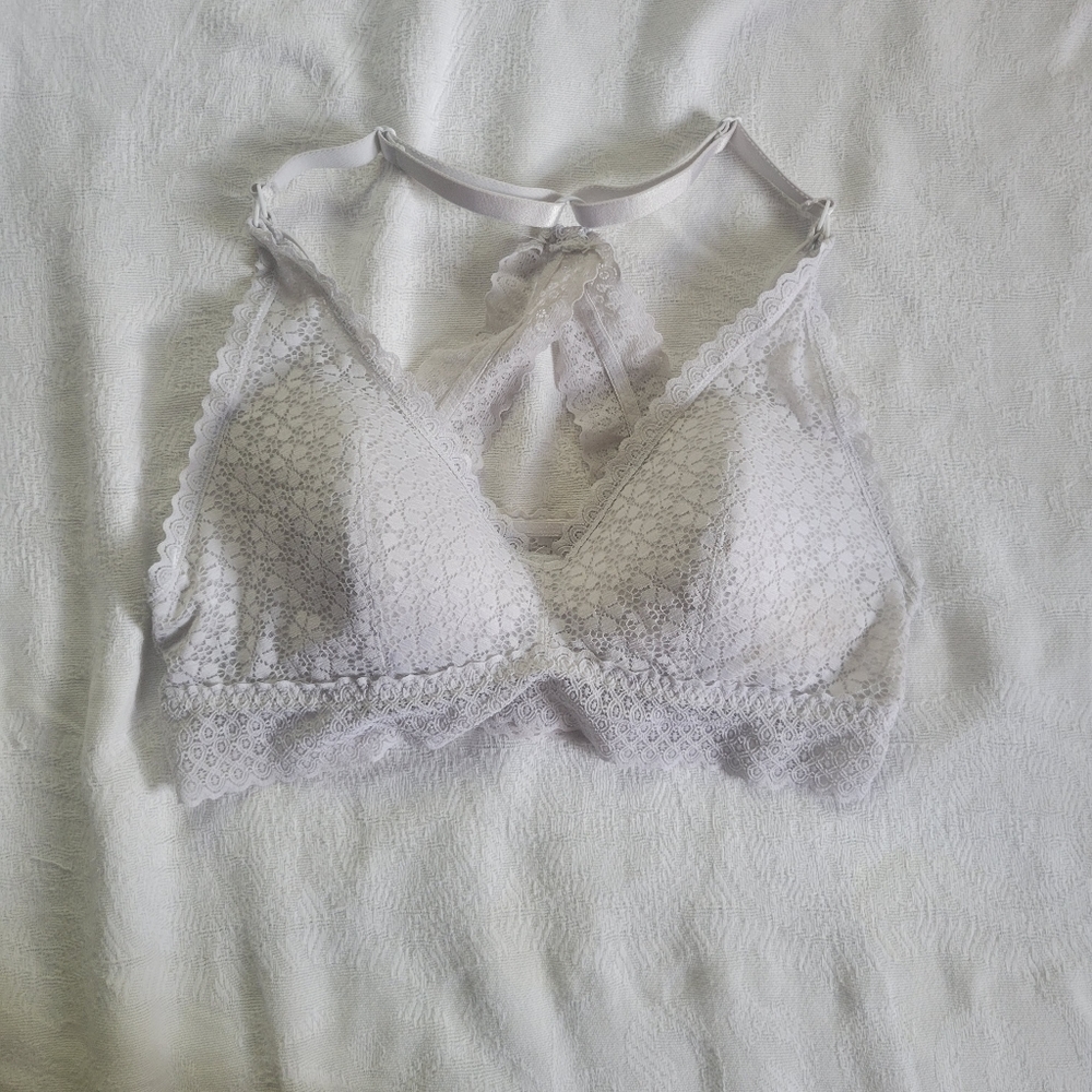 Momanda White Lace Nursing Bra